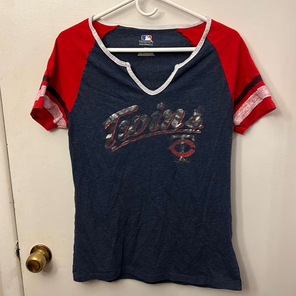 MLB Women’s MN Twins T-shirt Red/Blue Size Large